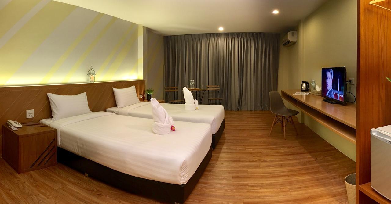 The Pat Hotel Jomtien Beach Extérieur photo