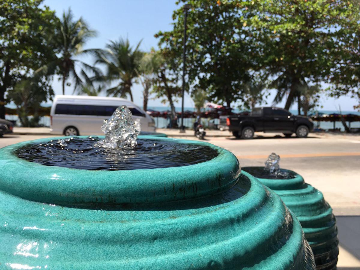 The Pat Hotel Jomtien Beach Extérieur photo